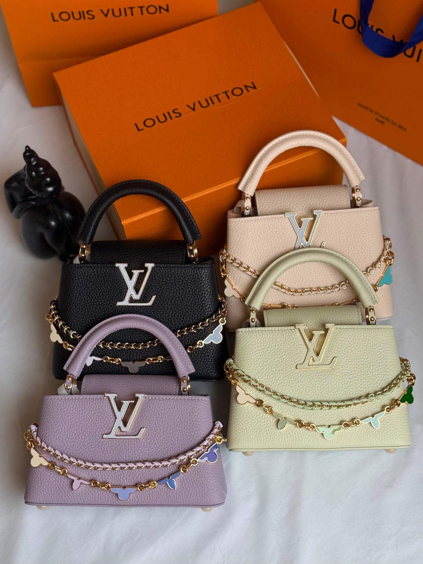 LOUIS VUITTON CAPUCINES MINI BAGS|MASTER BRAND