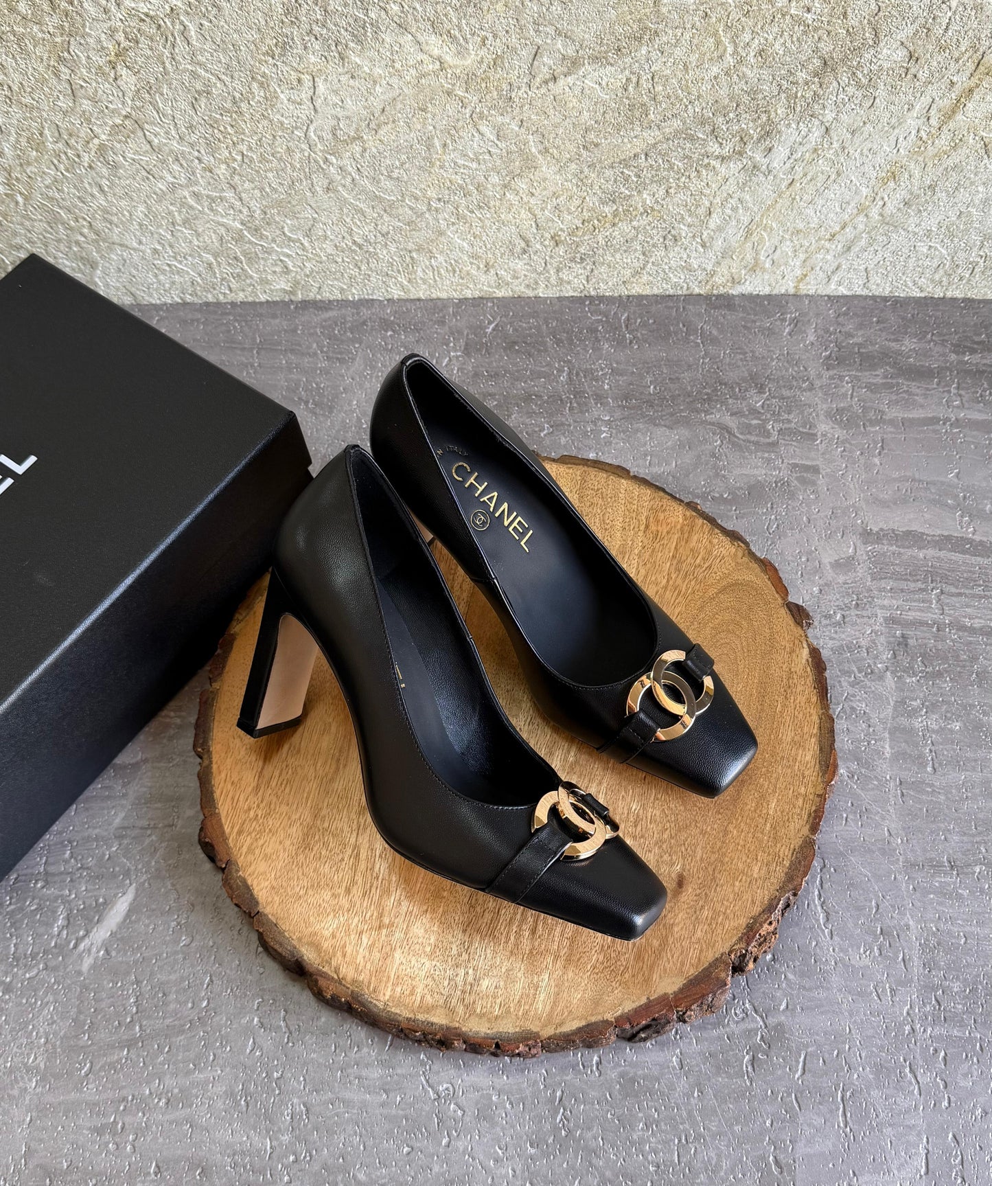 chanel pumps slingback