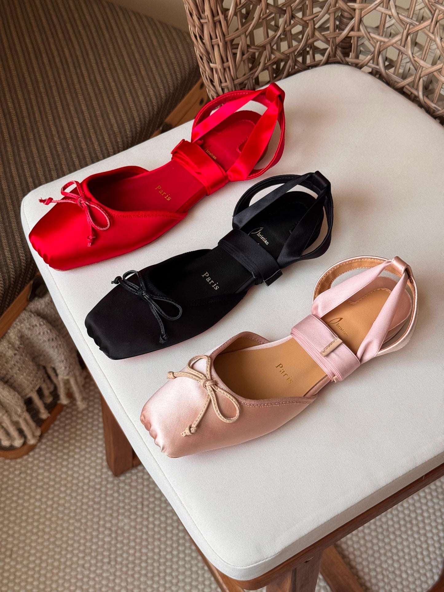 Christian Louboutin Cassia Lace Up-Ballerinas Crepe Satin flat|Master Brand