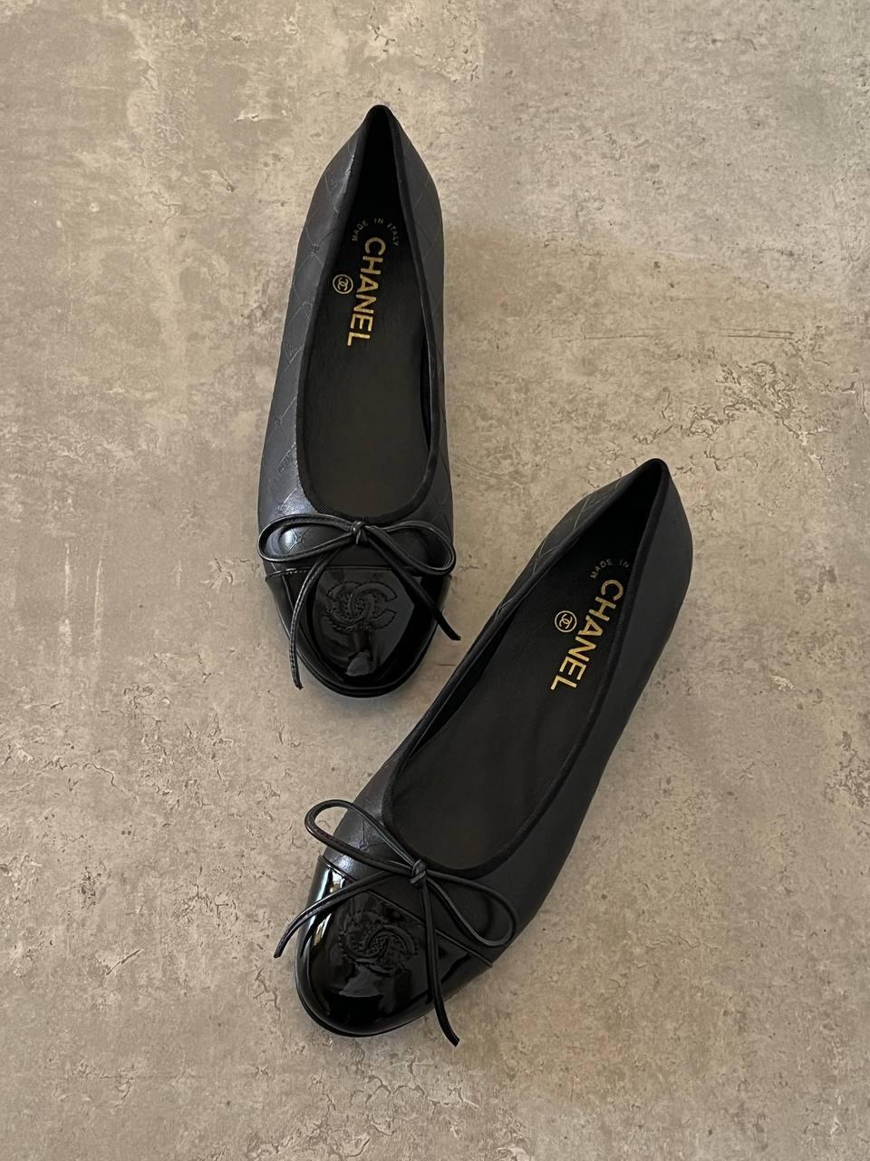 Chanel ballerina cap toe women's flats | Master rands