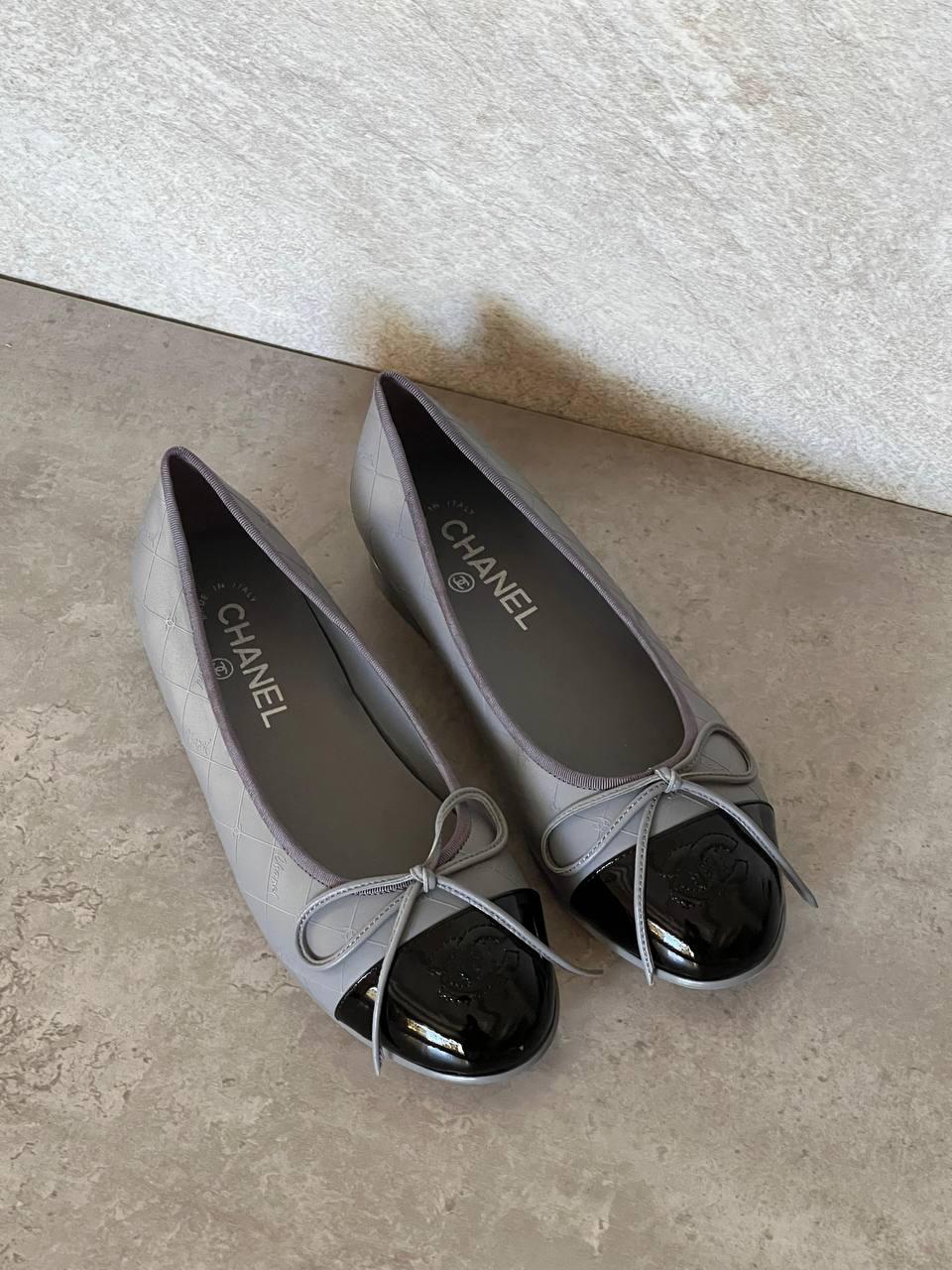 Chanel ballerina cap toe women's flats | Master rands