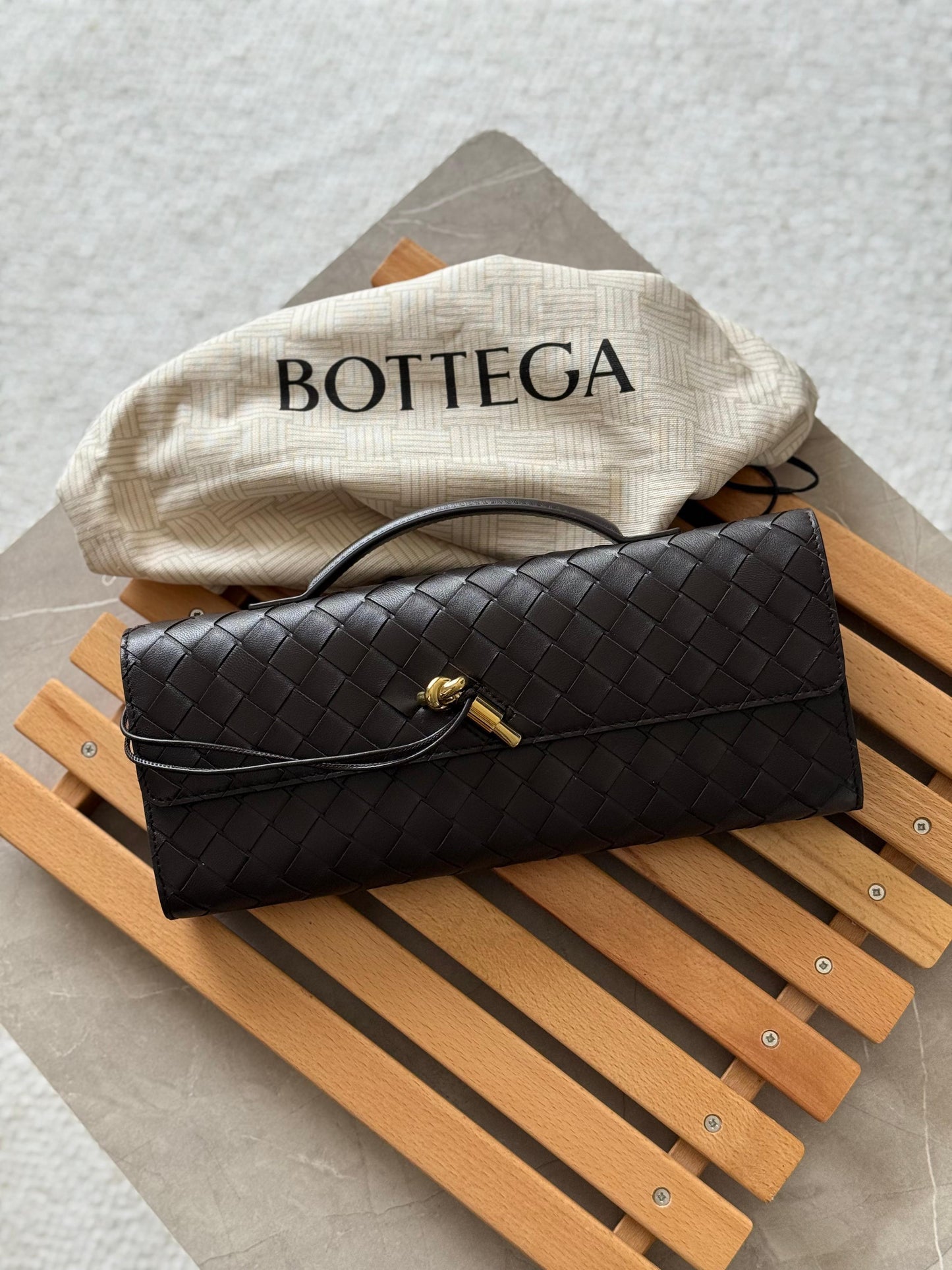 Bottega Veneta Long Andiamo Leather Clutch Bag | Master Brands