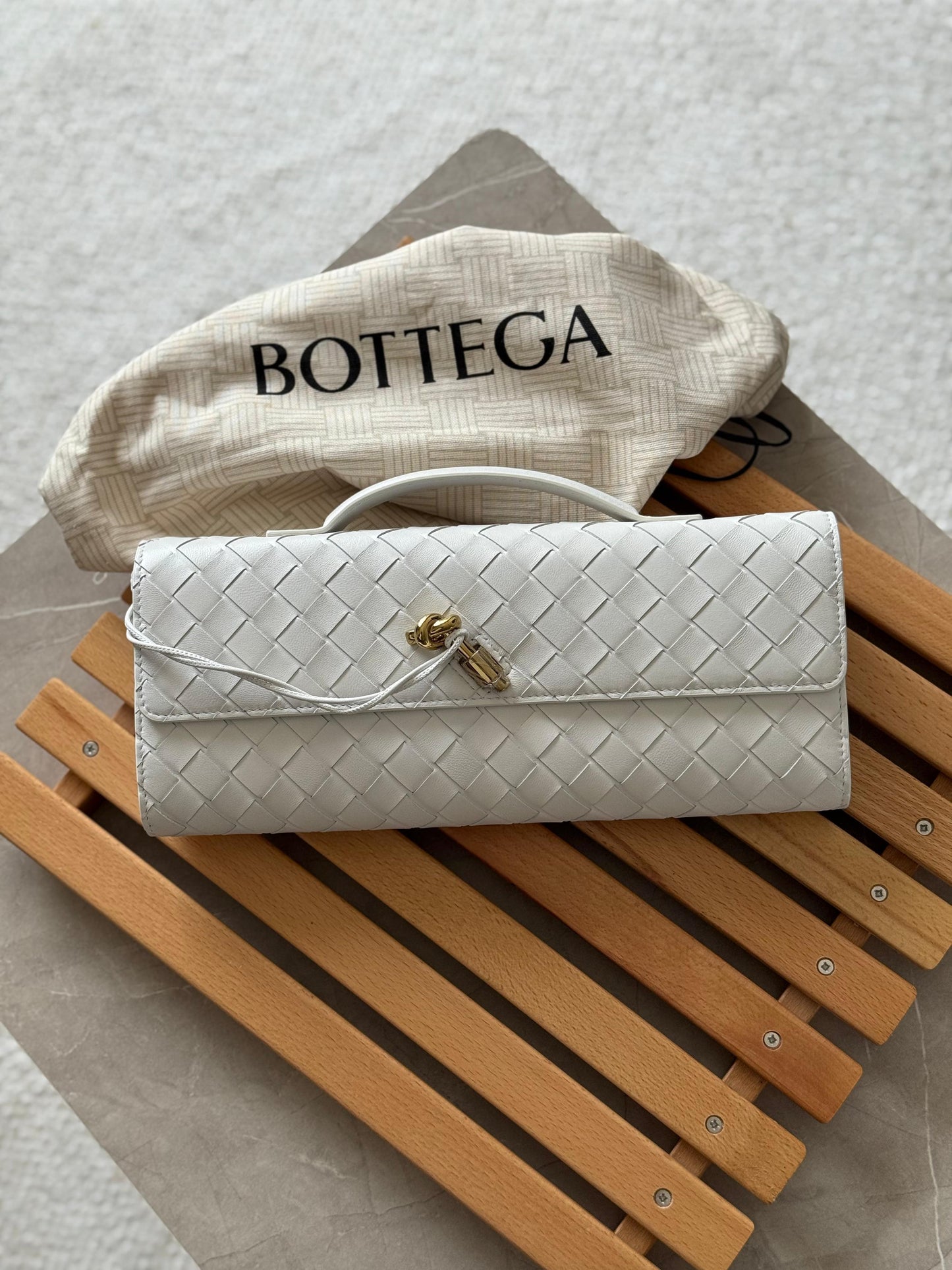 Bottega Veneta Long Andiamo Leather Clutch Bag | Master Brands