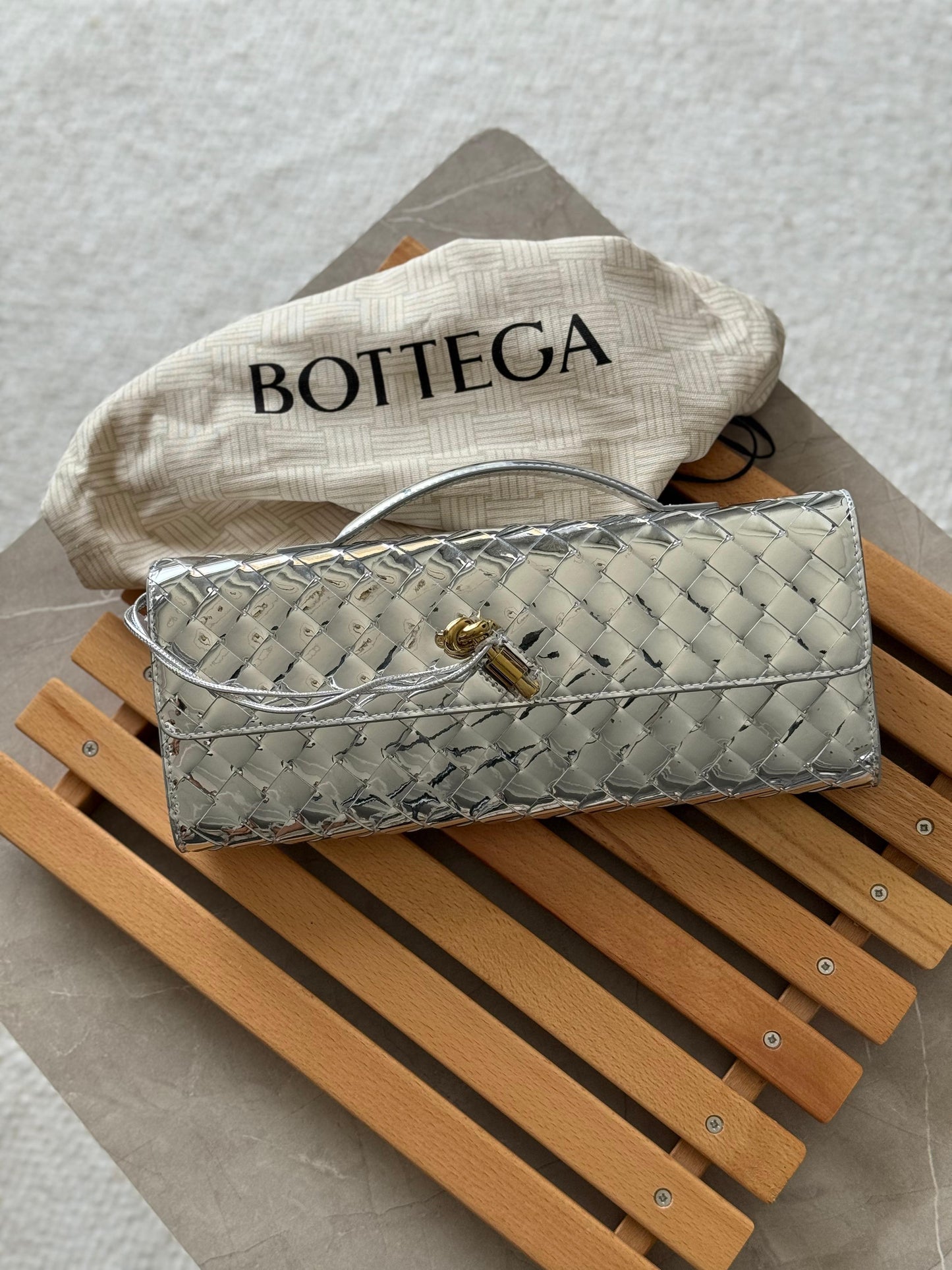 Bottega Veneta Long Andiamo Leather Clutch Bag | Master Brands