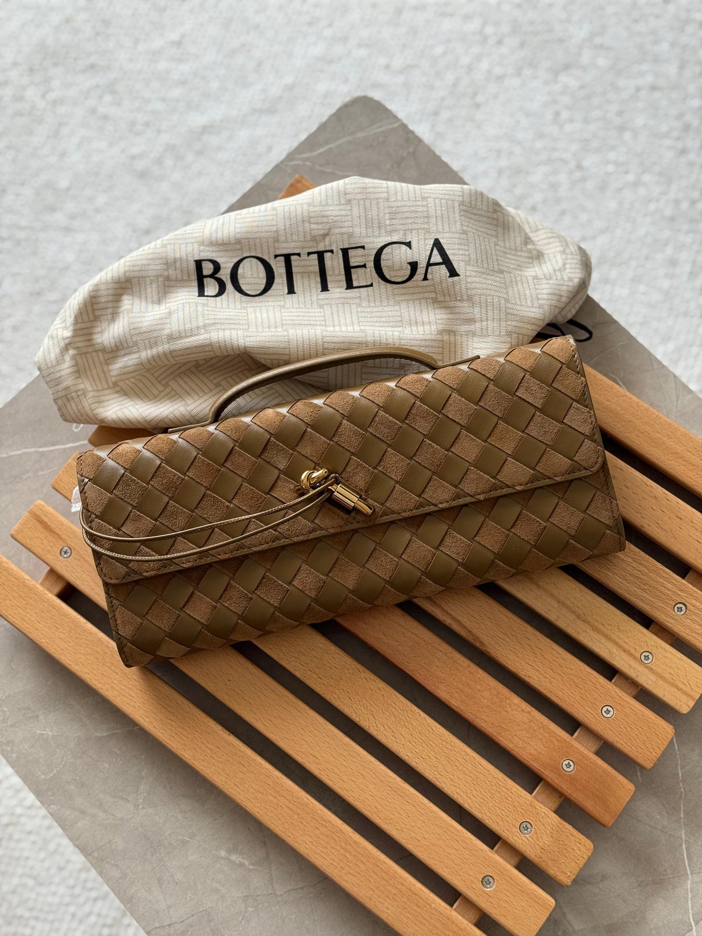 Bottega Veneta Long Andiamo Leather Clutch Bag | Master Brands