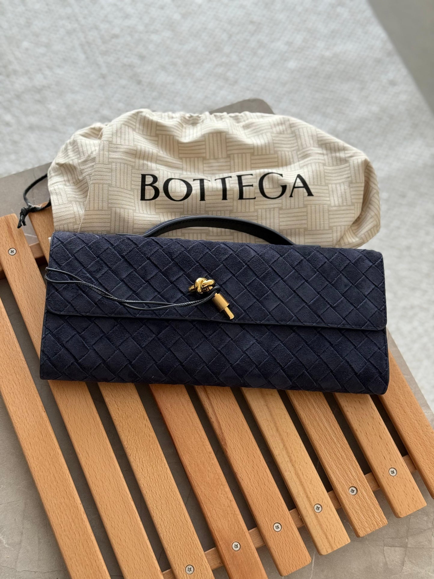Bottega Veneta Long Andiamo Leather Clutch Bag | Master Brands