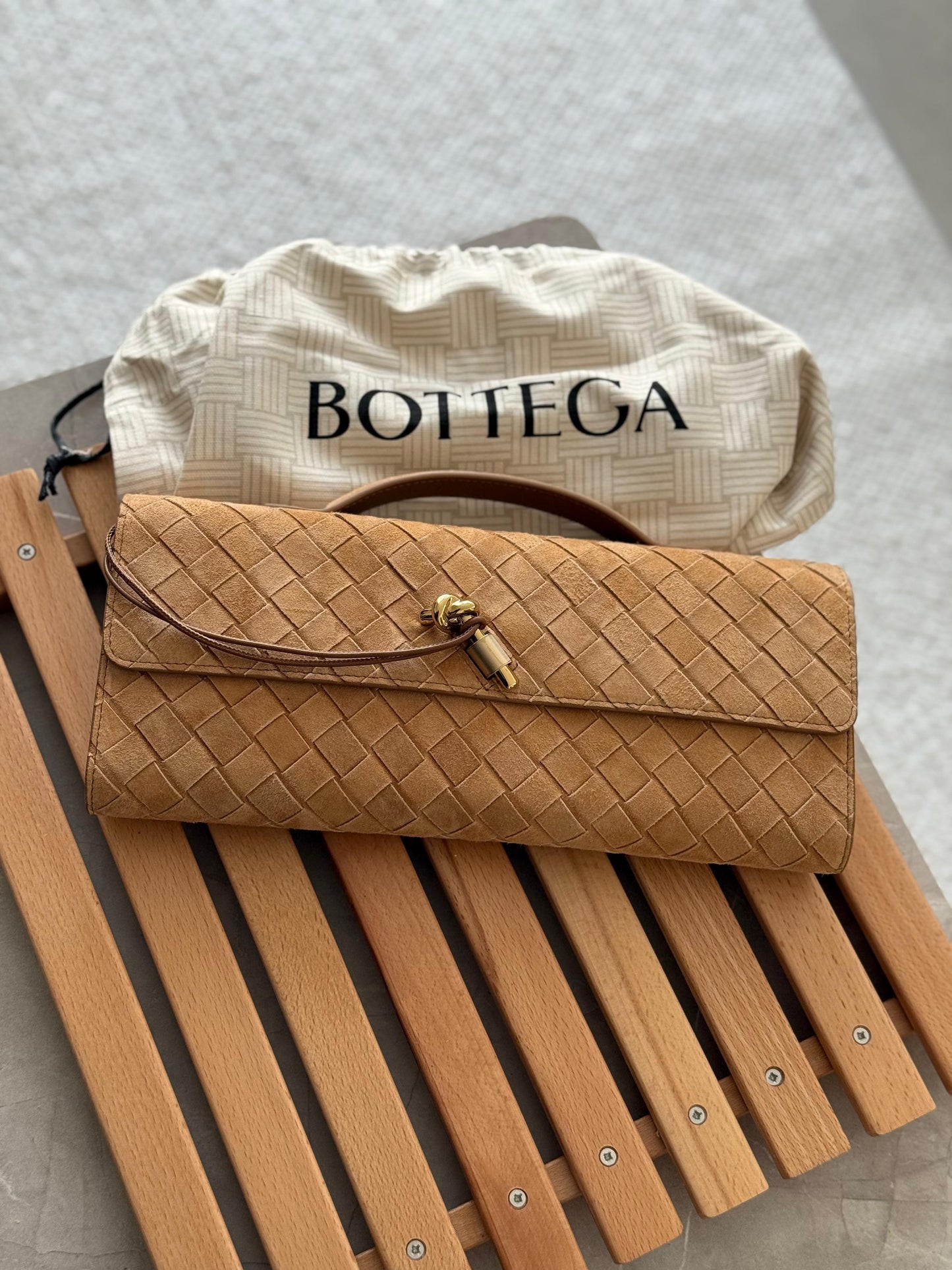 Bottega Veneta Long Andiamo Leather Clutch Bag | Master Brands