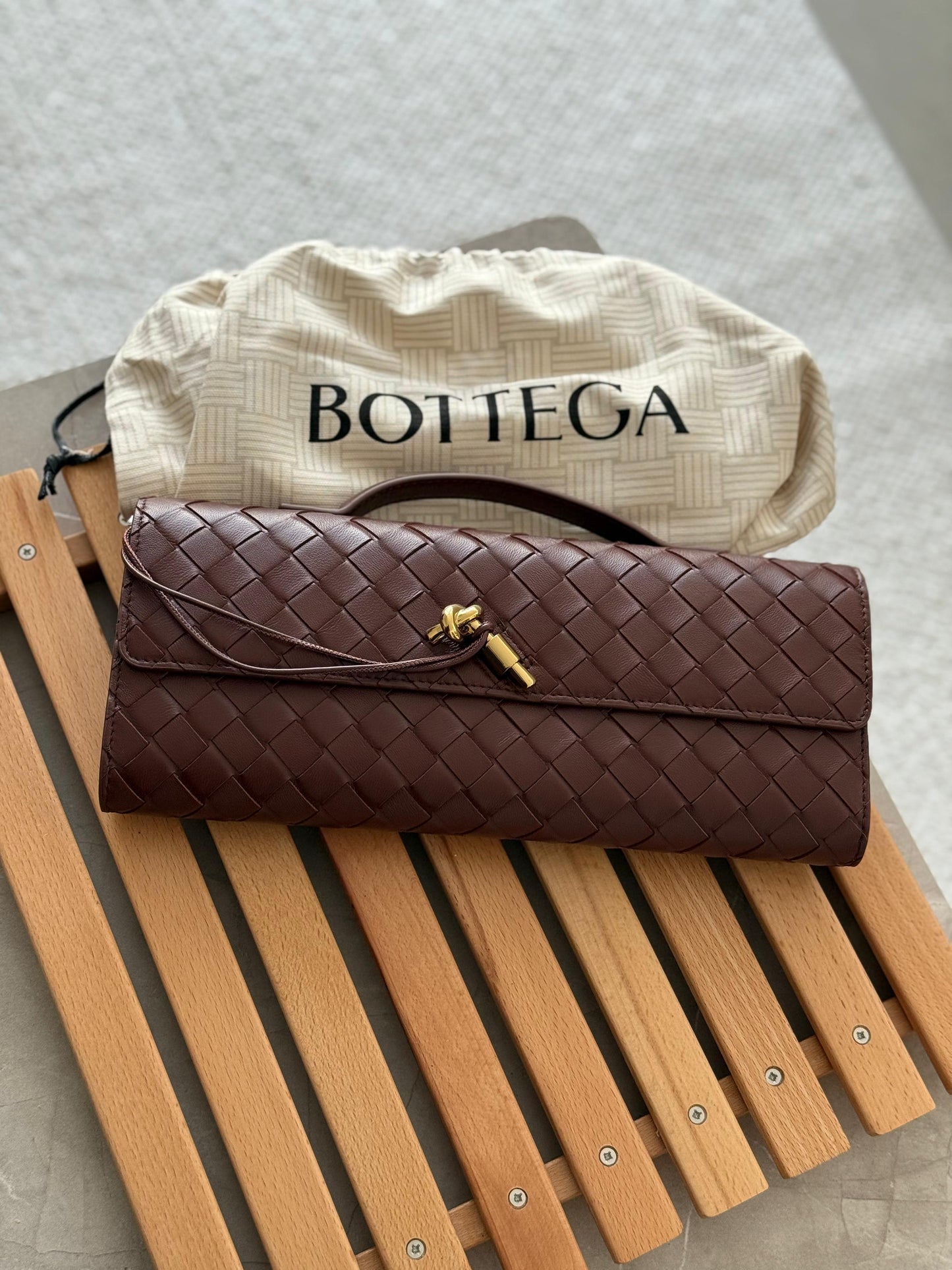 Bottega Veneta Long Andiamo Leather Clutch Bag | Master Brands