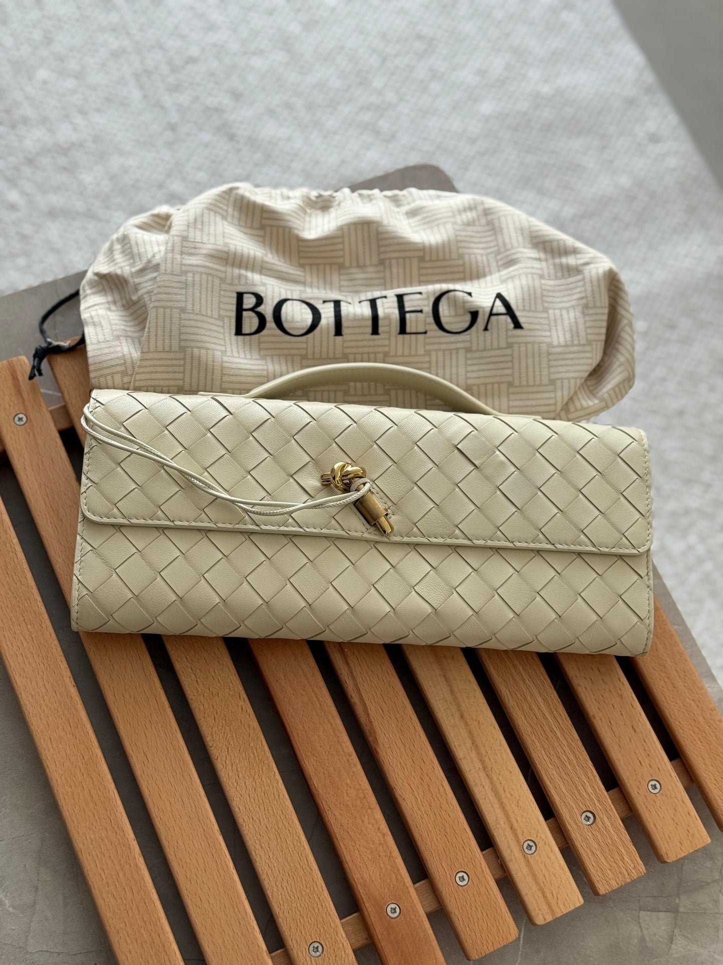 Bottega Veneta Long Andiamo Leather Clutch Bag | Master Brands