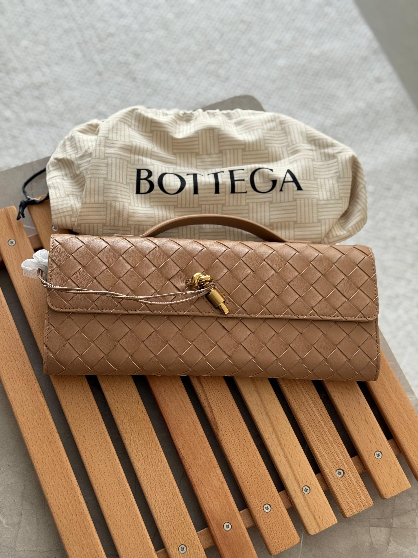 Bottega Veneta Long Andiamo Leather Clutch Bag | Master Brands