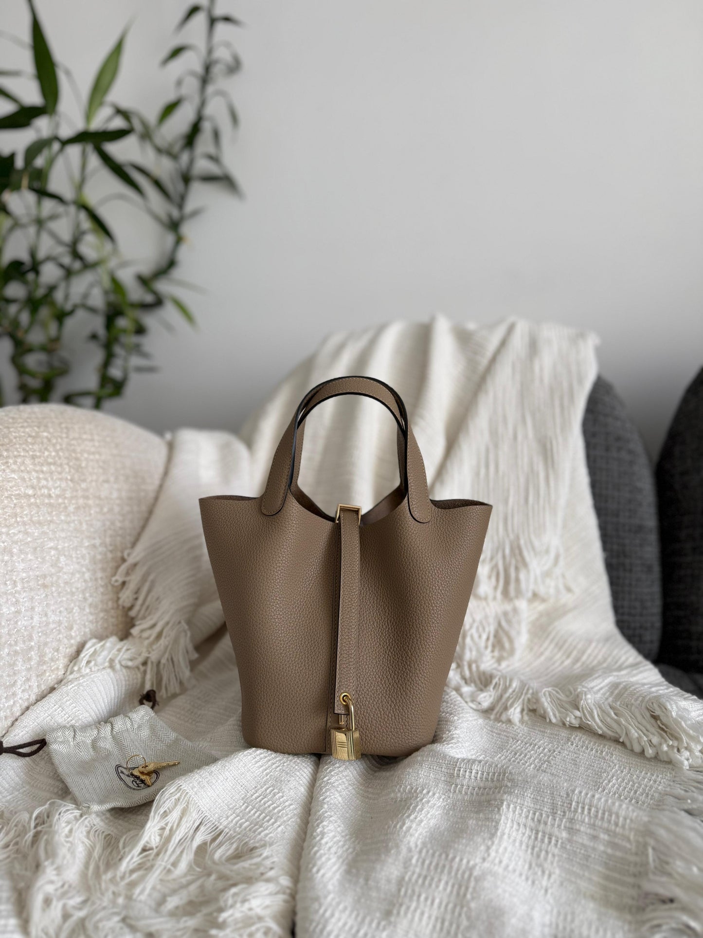 Hermès Picotin Lock 18 handbag | Master Brands