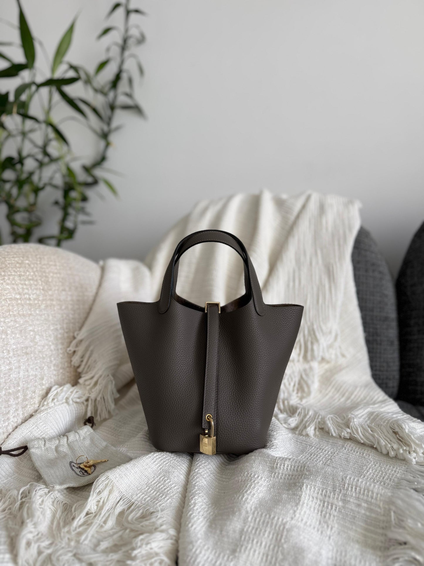 Hermès Picotin Lock 18 handbag | Master Brands