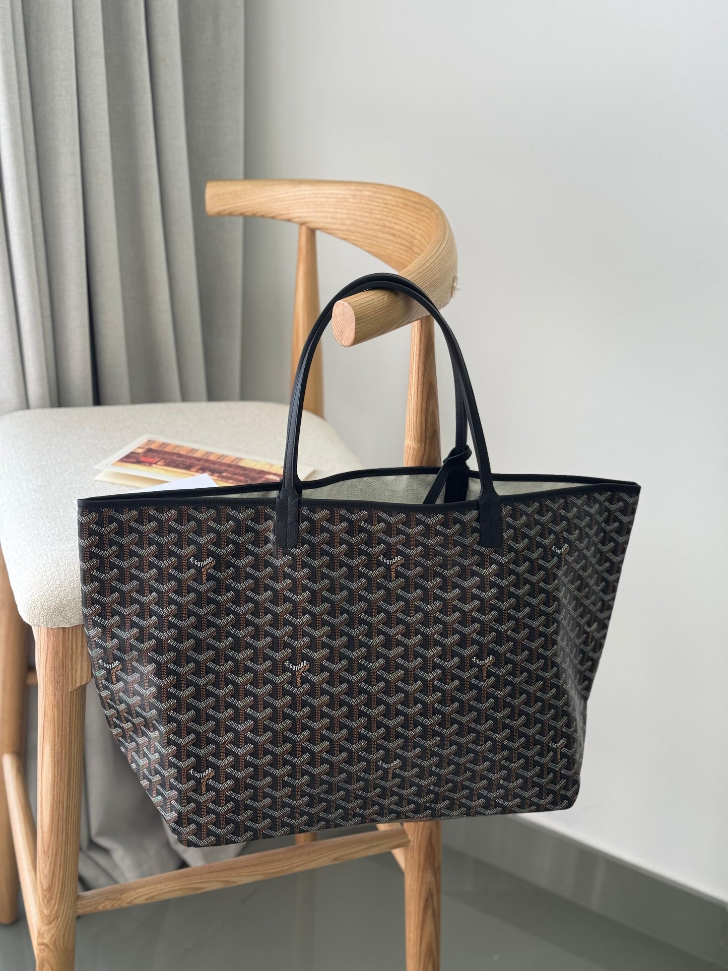 Goyard Saint Louis PM tote bag | Master Brands