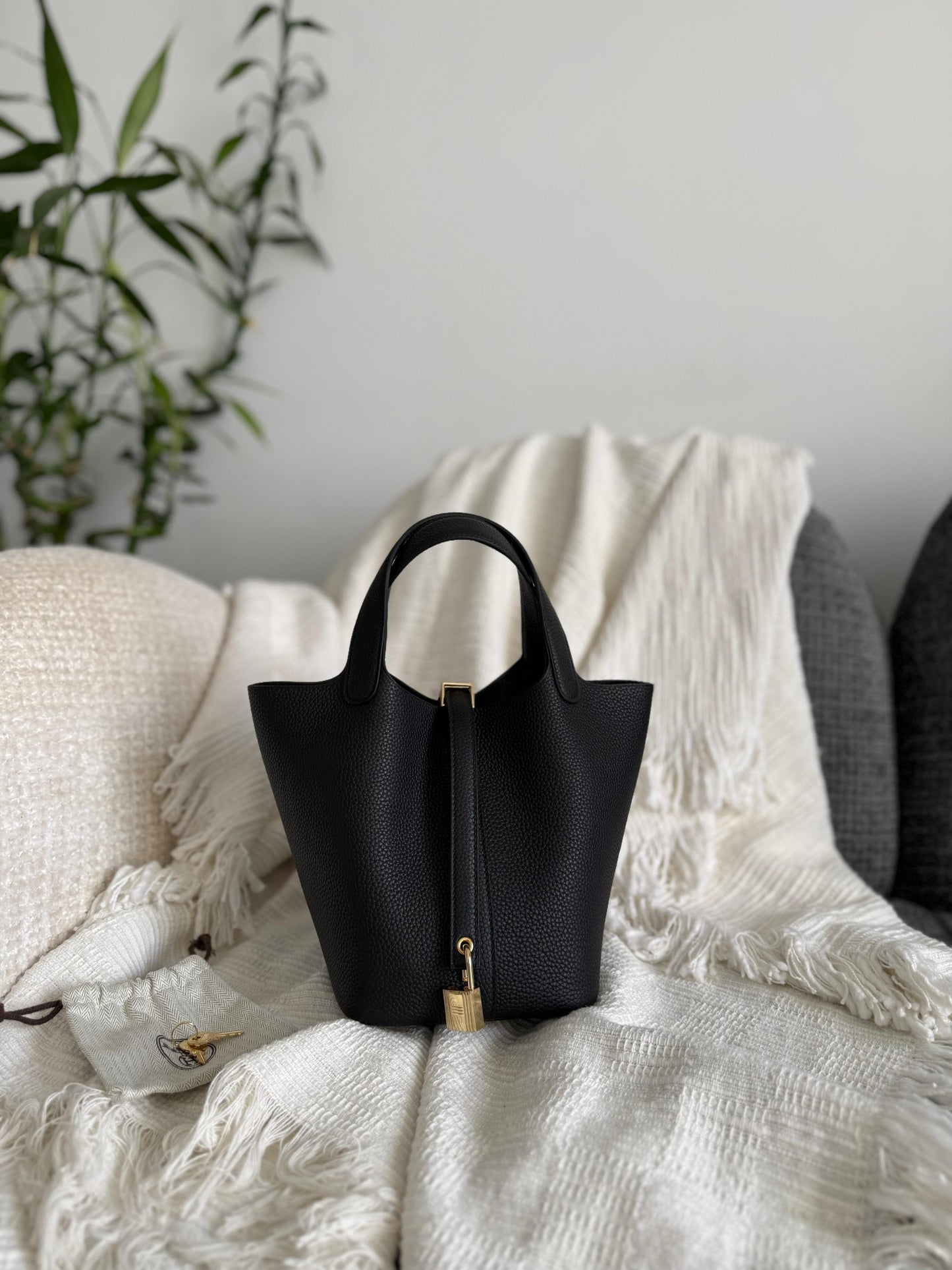 Hermès Picotin Lock 18 handbag | Master Brands