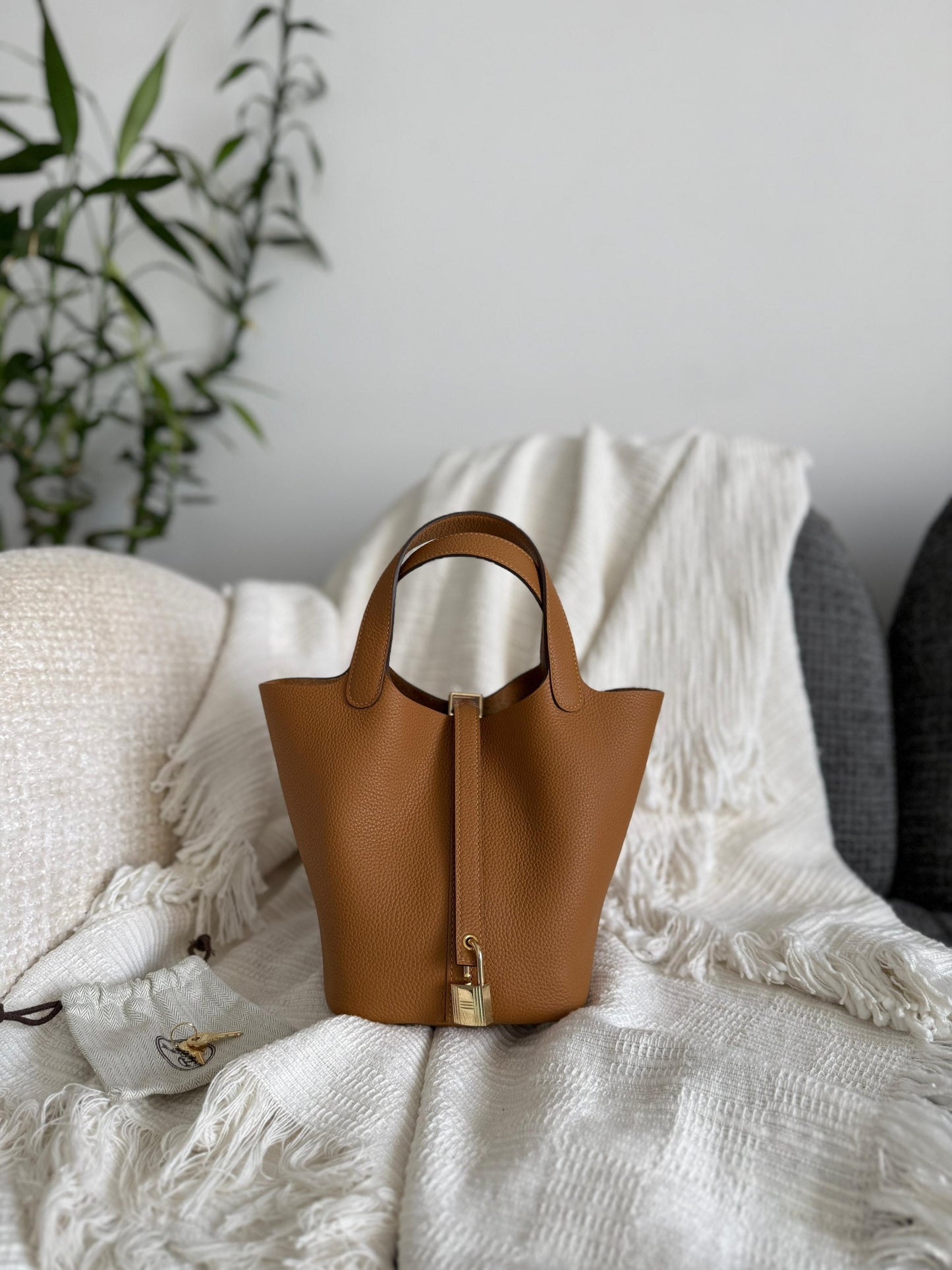 Hermès Picotin Lock 18 handbag | Master Brands