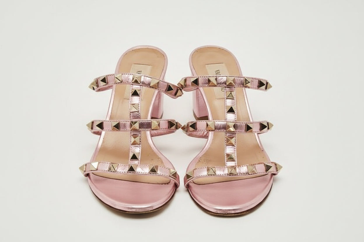 Valentino Garavani Rockstud flat sandals for Women
