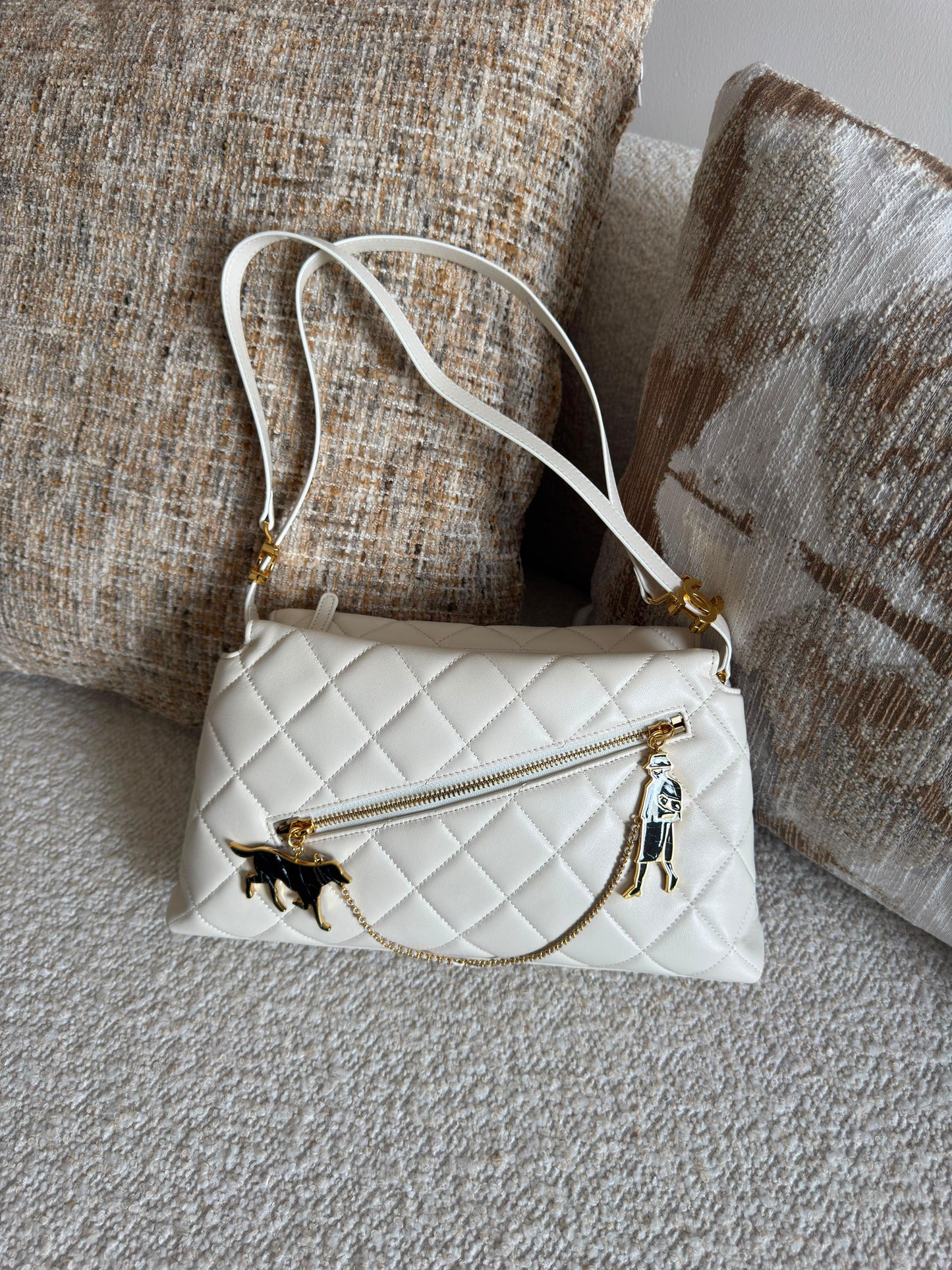 Chanel Hobo Bag|MasterBrand