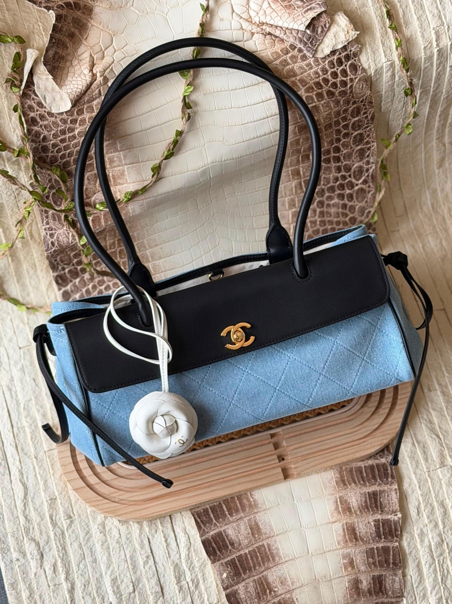 Chanel Tote bag Calfskin Bag|MasterBrand