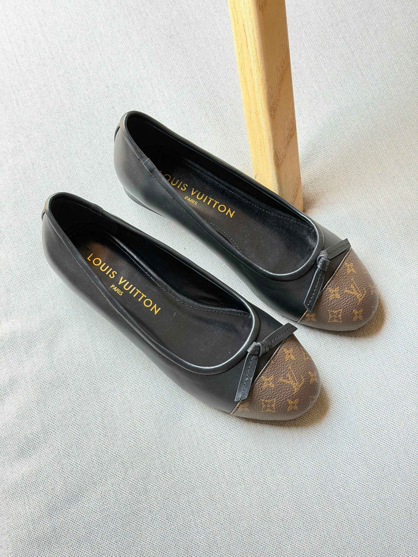 LOUIS VUITTOAN  Darling Ballerina Shoe| master brand