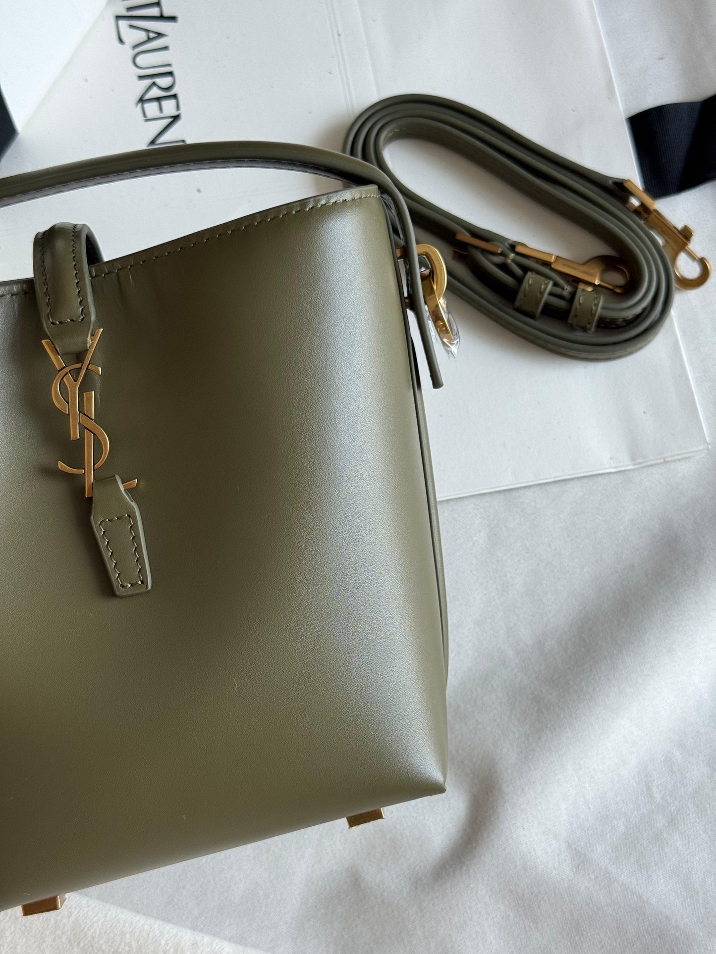 Le 37 Mini tote Bag