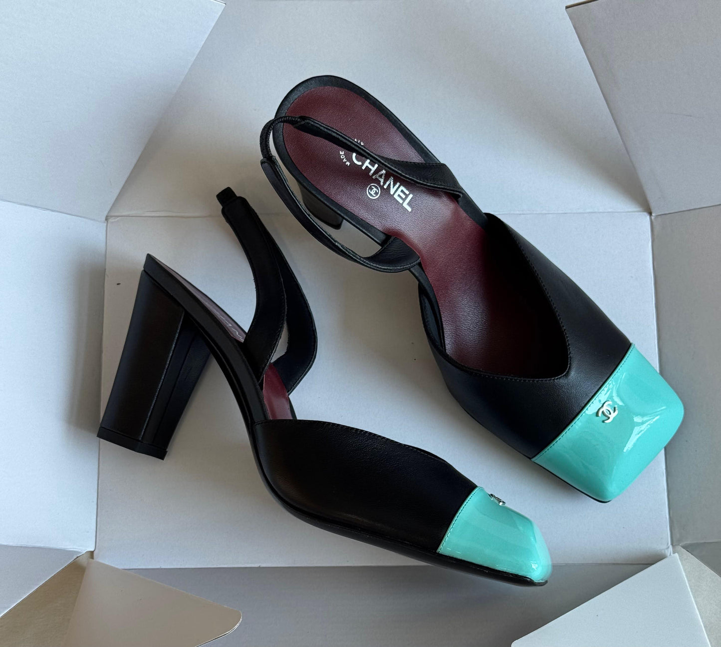 Chanel slingback