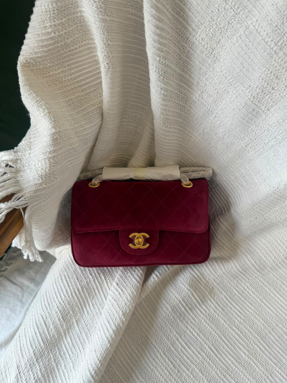 Chanel velvet hand bag|Master Brand