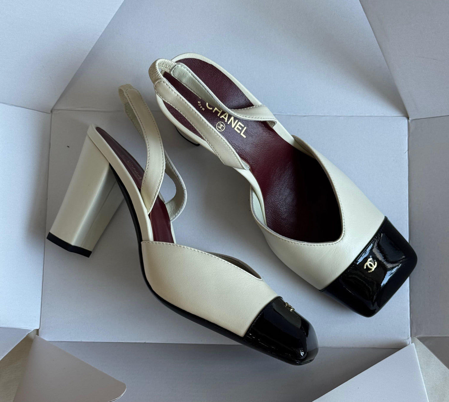 Chanel slingback