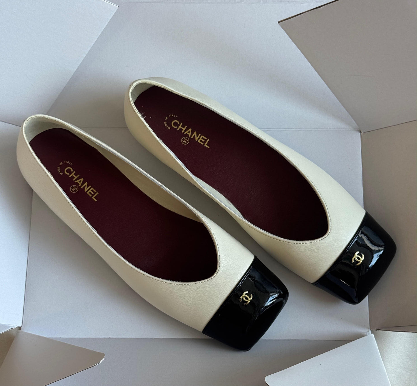 Chanel pumps Slingback