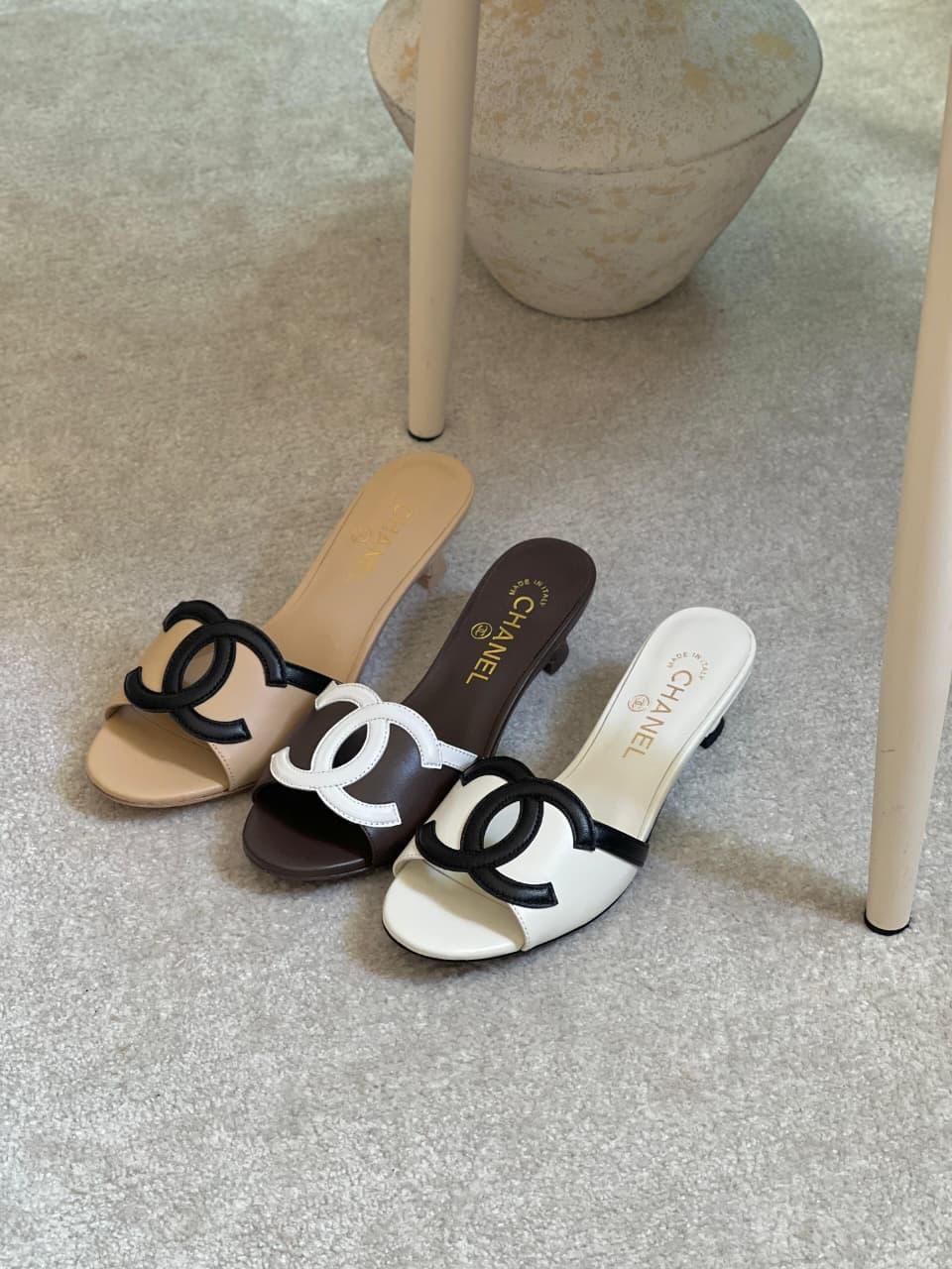 Flat chanel mule sandals