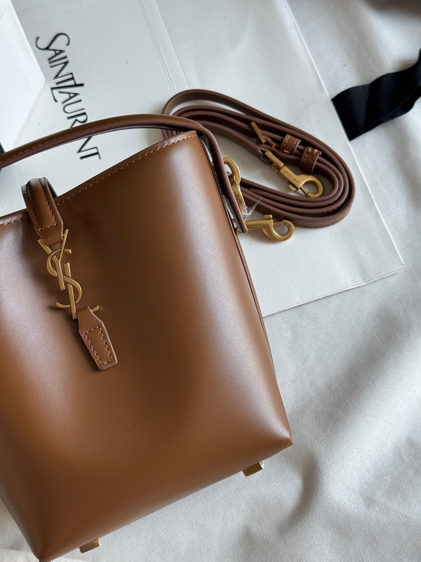 Le 37 Mini tote Bag