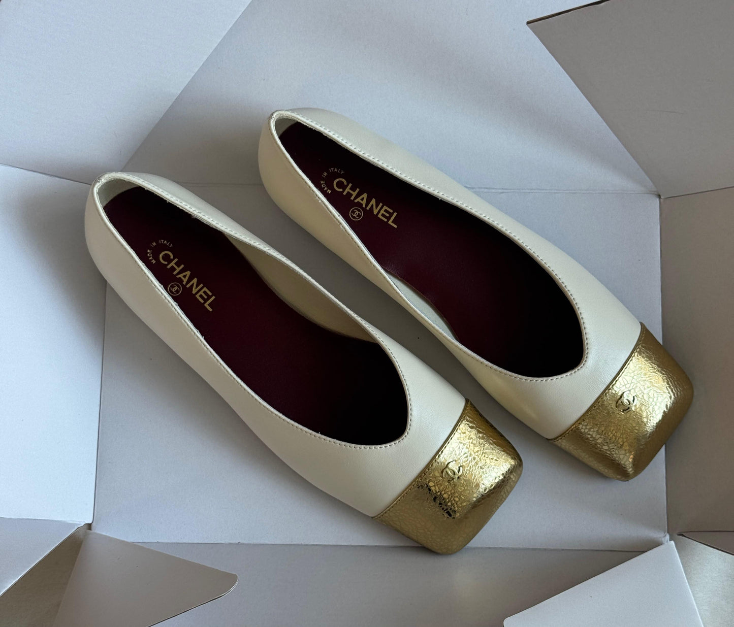 Chanel pumps Slingback