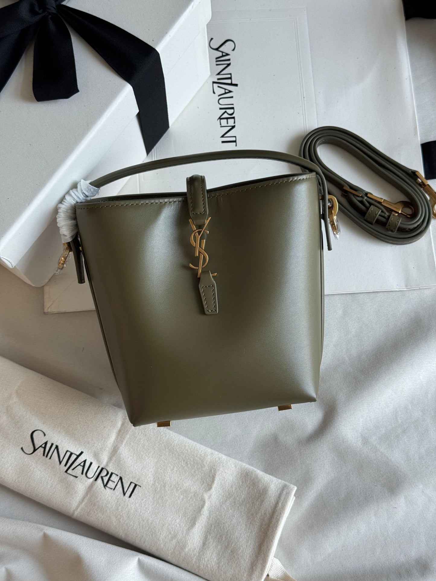 Le 37 Mini tote Bag
