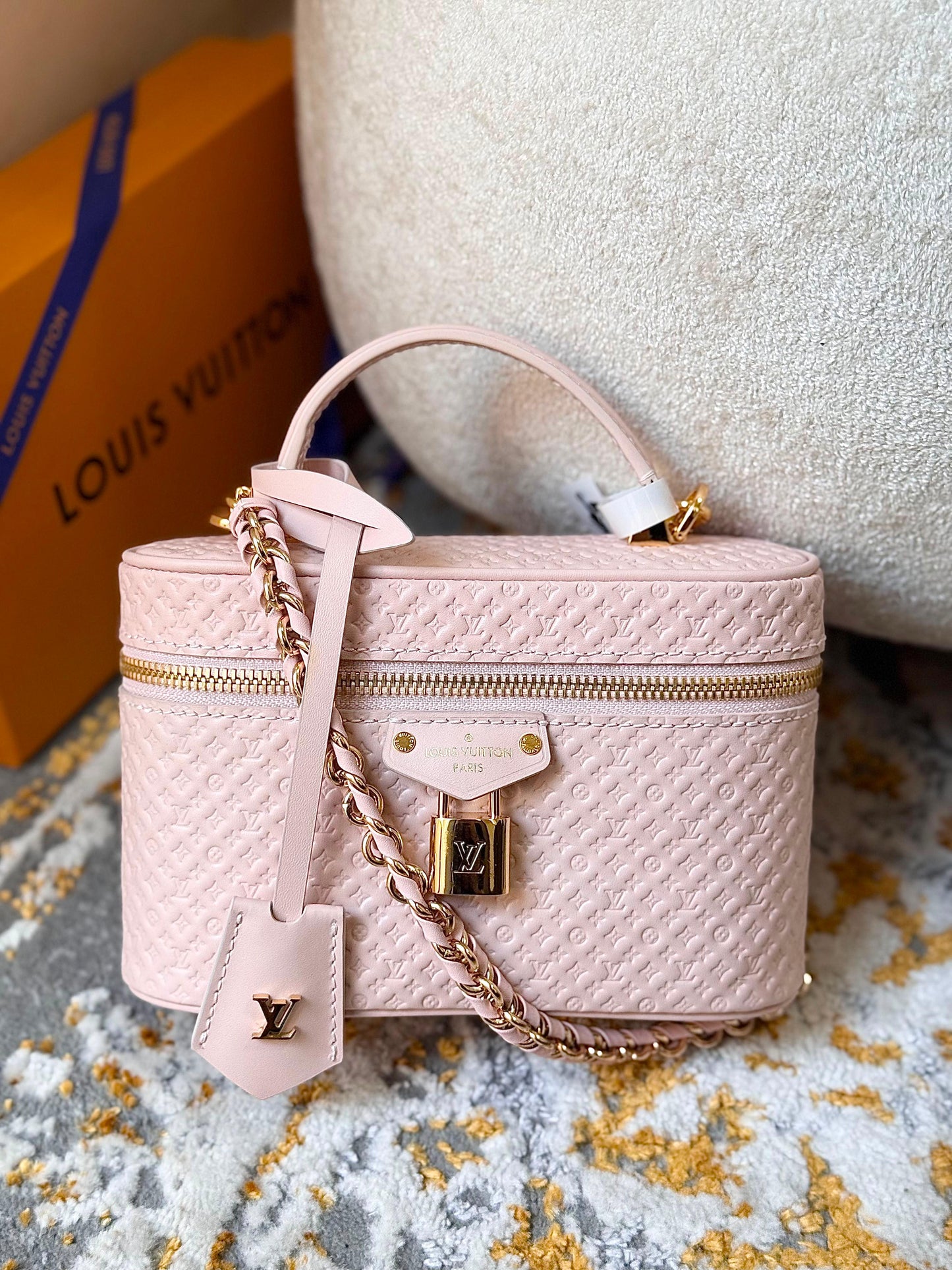 Louis Vuitton Vanity Chain Pouch|Master Brand