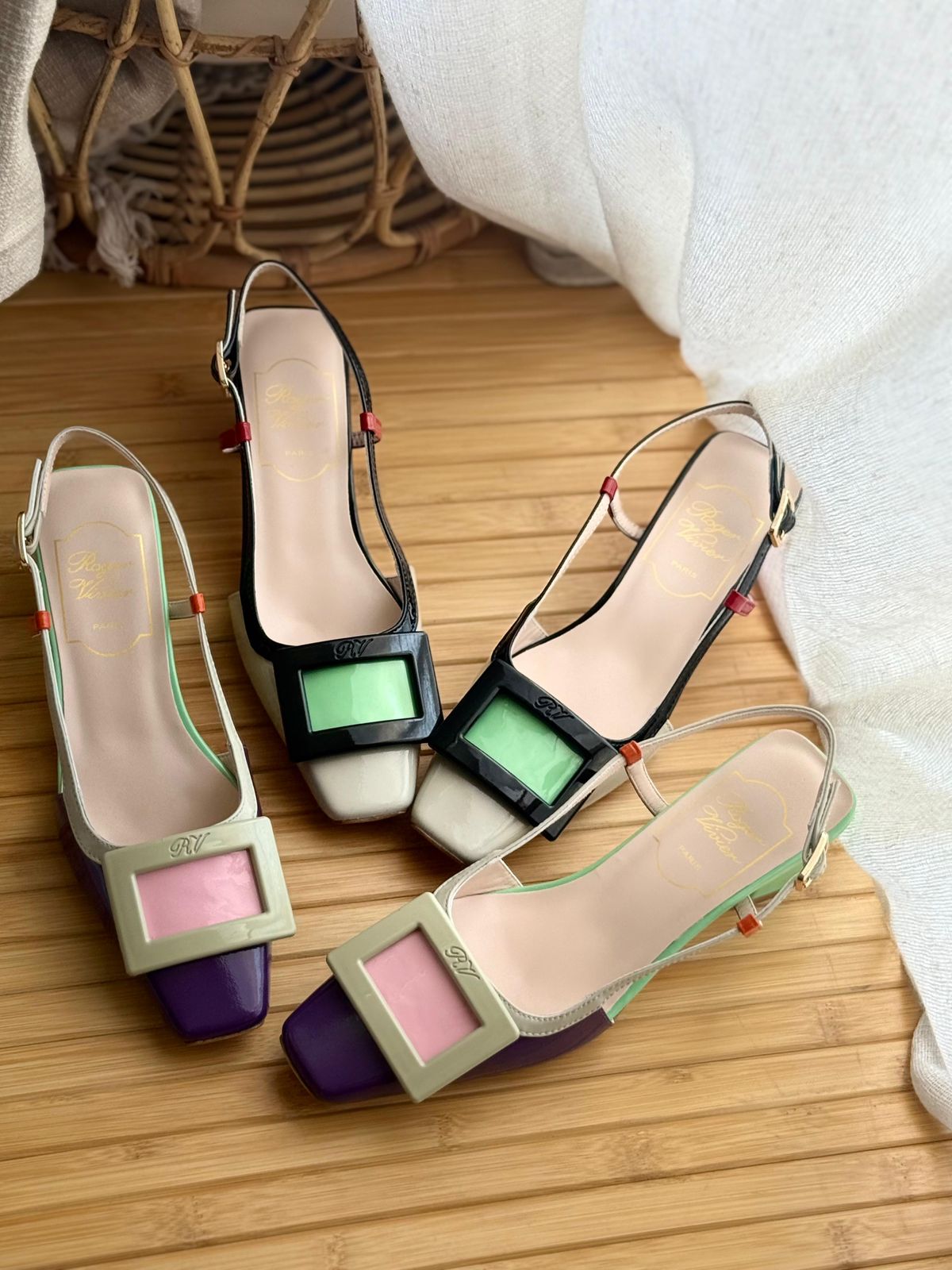 Roger vivier short heels