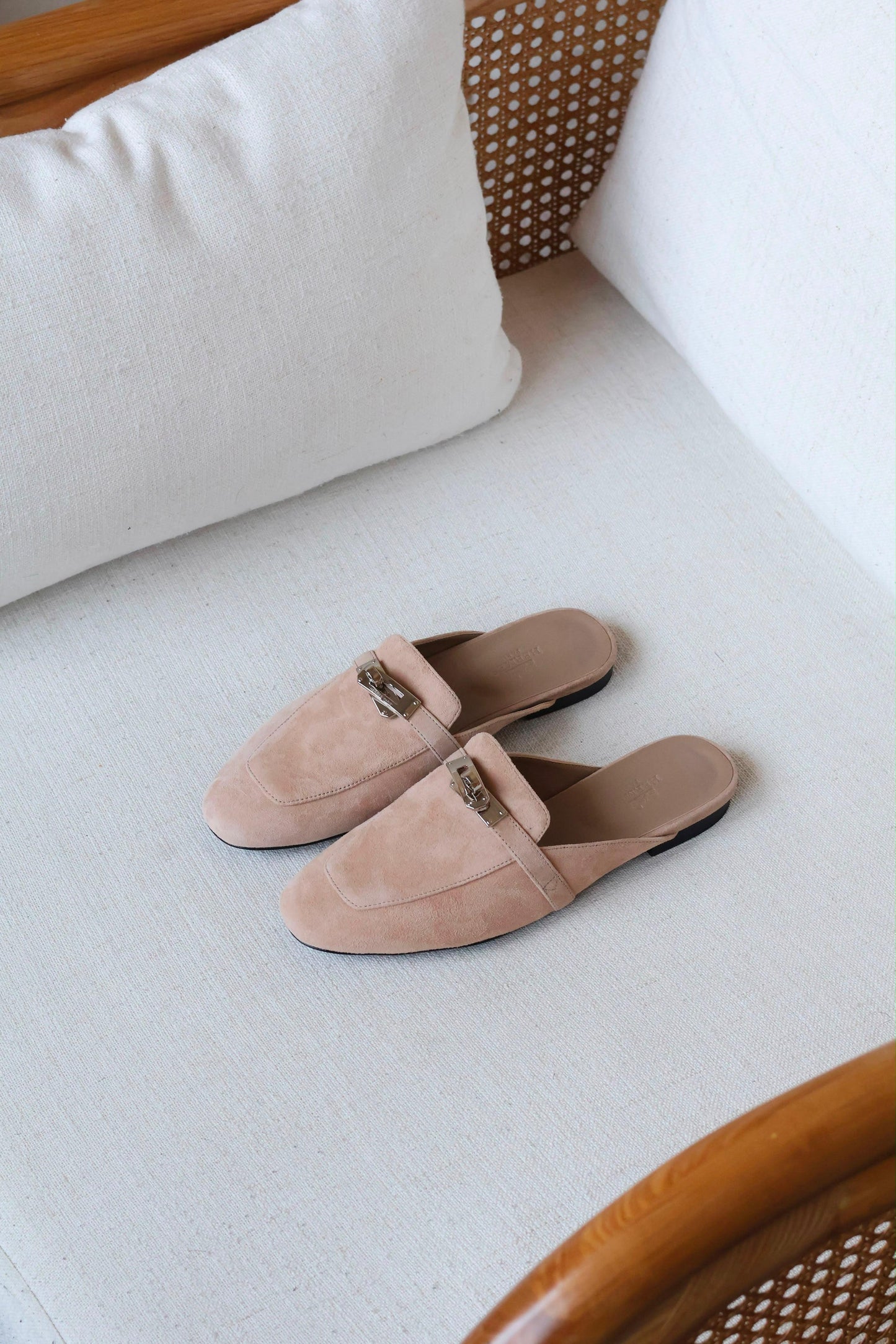 Oz Mule Hermes|MasterBrand