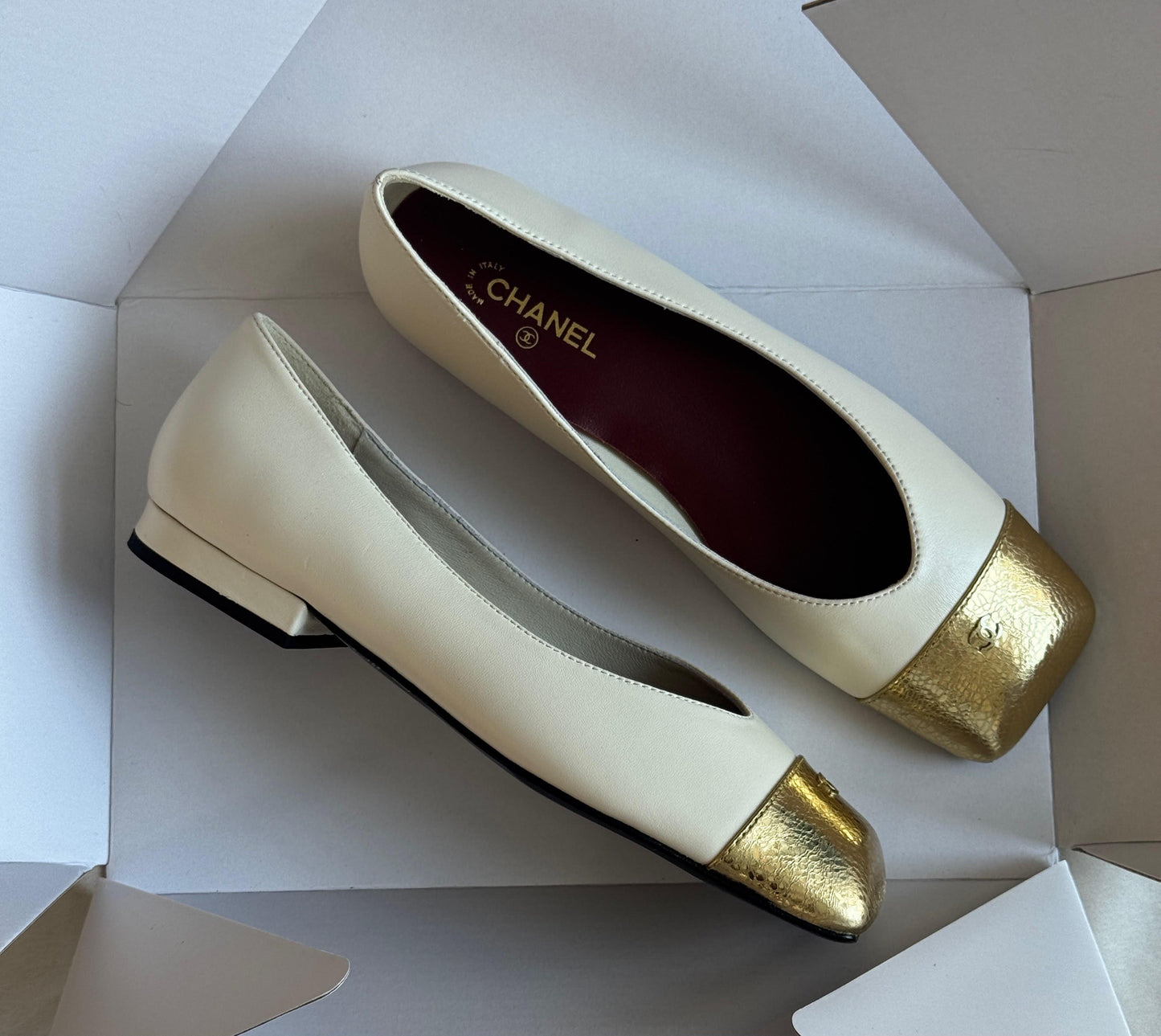Chanel pumps Slingback