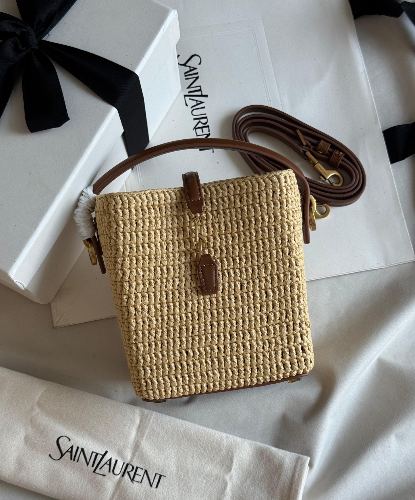 Le 37 Mini tote Bag