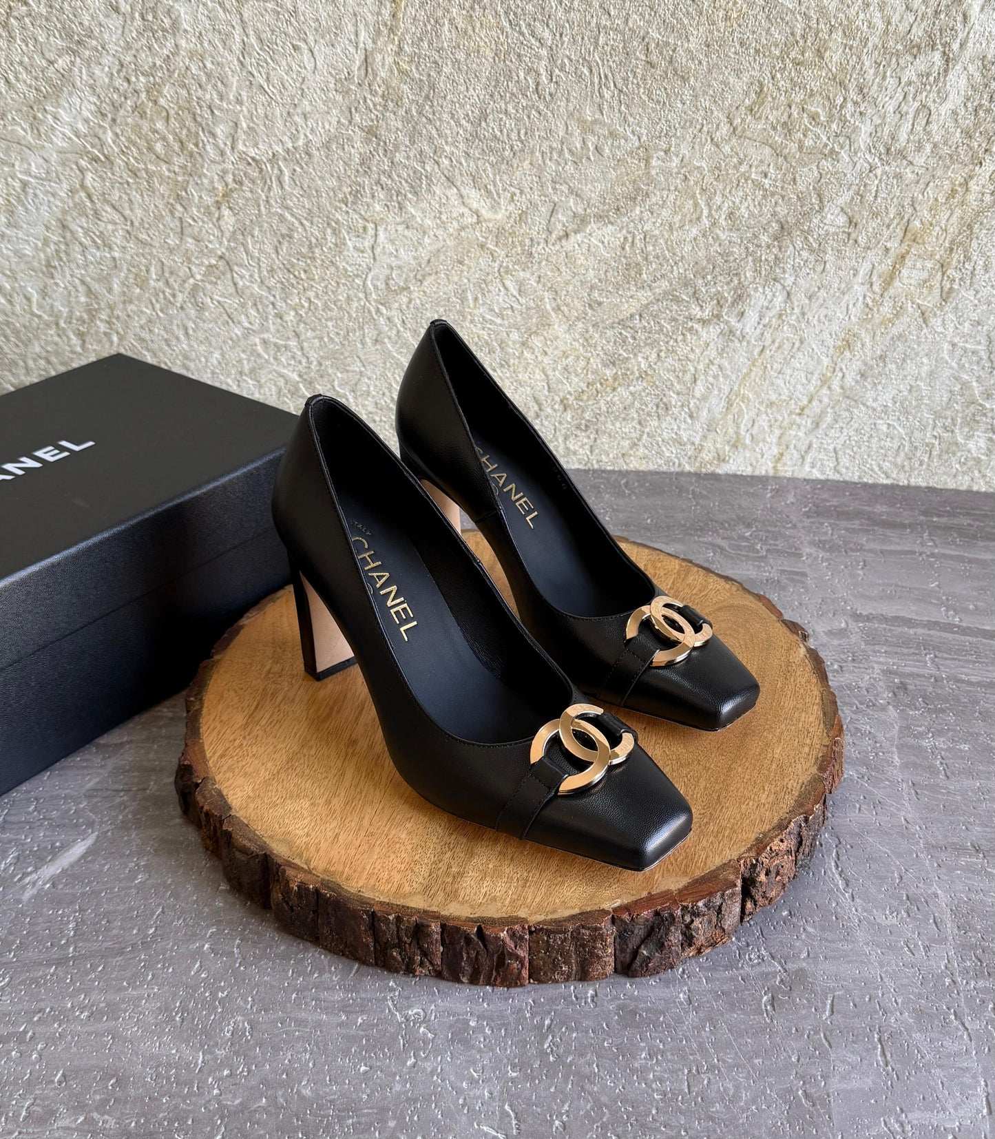 chanel pumps slingback