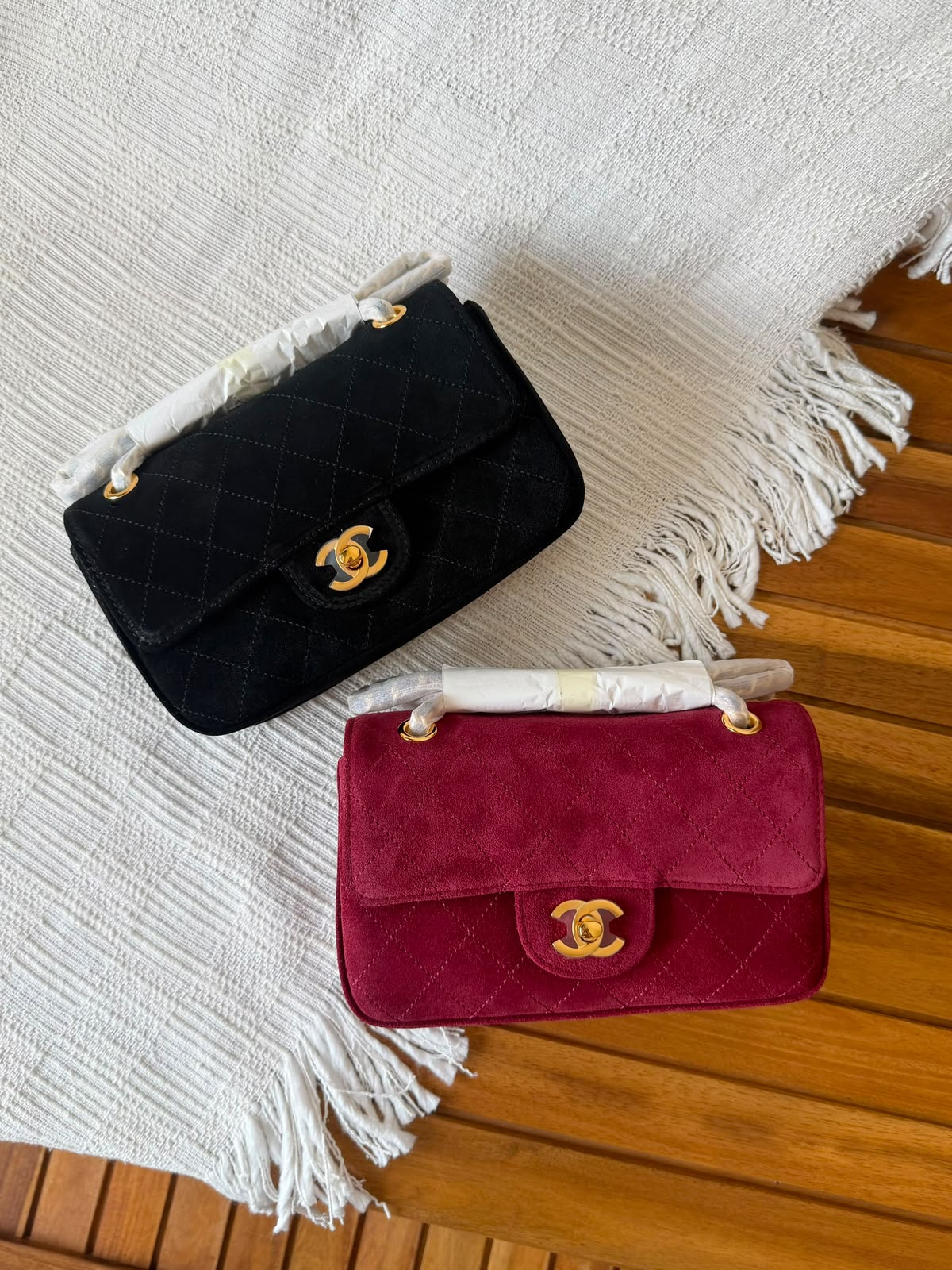 Chanel velvet hand bag|Master Brand