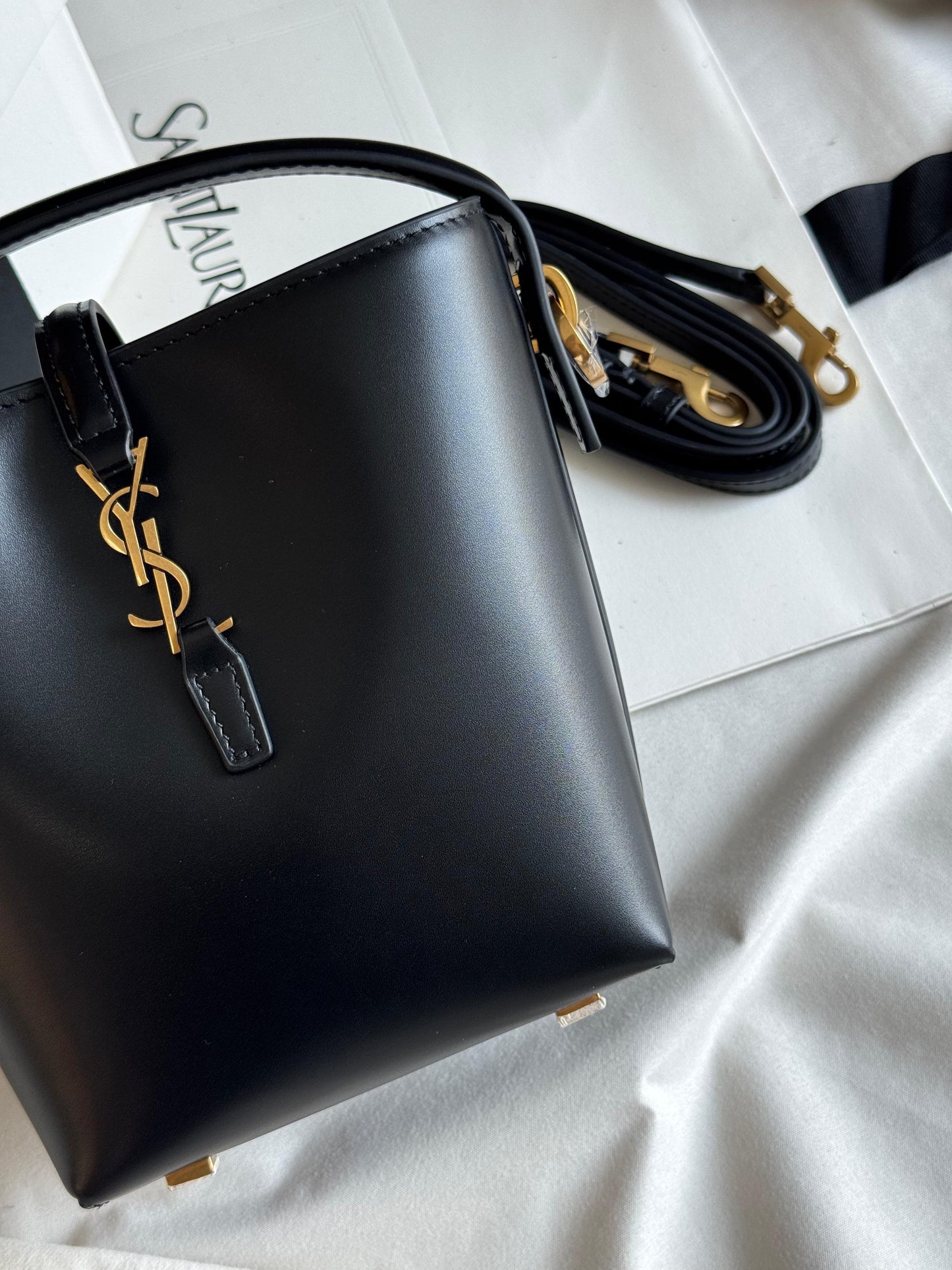 Le 37 Mini tote Bag