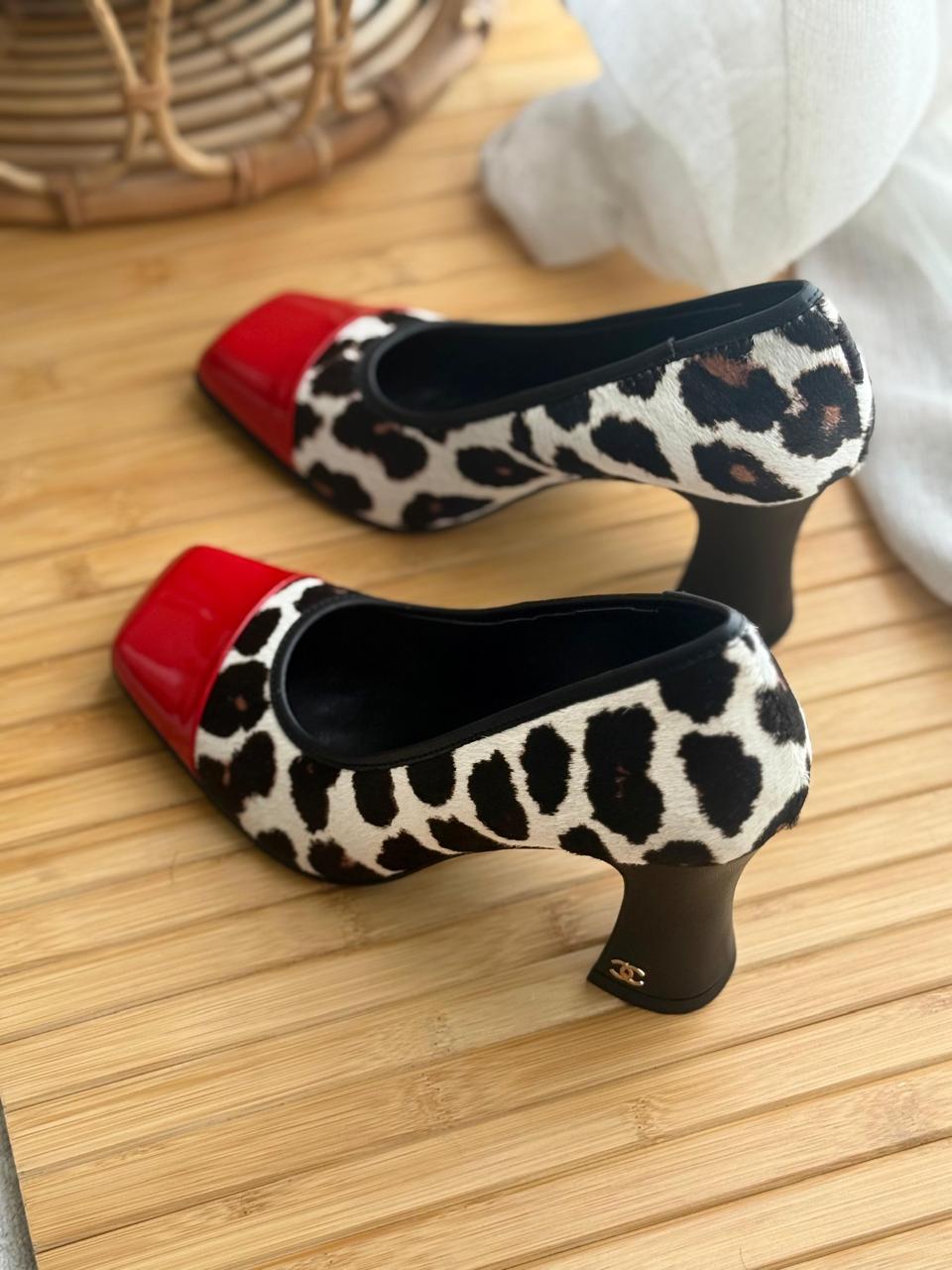 chanel pumps lambskin